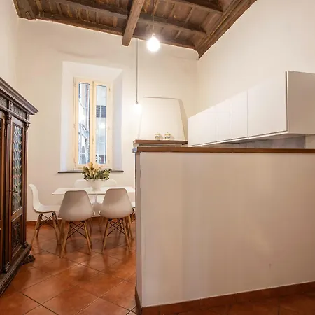 Santa Caterina By The Pantheon - 2br Apartmán Řím