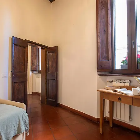 Santa Caterina By The Pantheon - 2br *